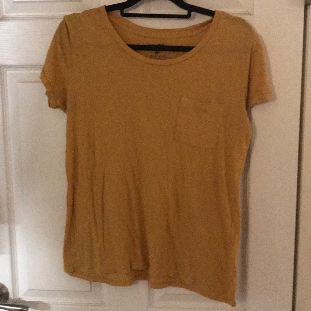 Bongo mustard color pocket T-shirt
